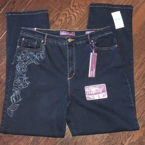 Gloria vanderbilt embroidered jeans Clearance
